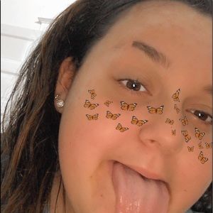 Meet your Posher, Renee